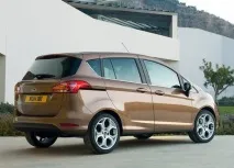 Стильний компактвен Ford B-Max 2014 фото огляд характеристики ціна відгуки компактвен