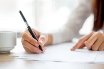 У чому різниця між translator та interpreter interpreter