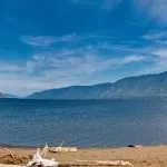 Водоспад Корбу на Телецькому озері, фото Алайського краю озері