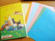 Вирізання з паперу Сніговика багато