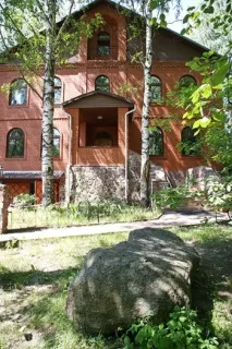 Владі хотіла поставити на могилу Висоцького камінь, що співає - Гола правда владі