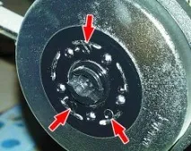 Задній гальмівний механізм - ГАЗ Волга (3110) 3110