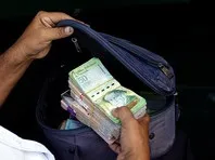 МВФ прогнозує у Венесуелі інфляцію у 720% за підсумками року та 2000% у 2018 році інфляцію