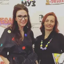 Евеліна Бледанс збирає гроші на допомогу смертельно хворій сестрі евеліна