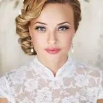 Фотогалерея стрижок та зачісок для волосся середньої довжини стрижок