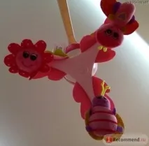 Чим зацікавити малюка в 2 місяці зацікавити