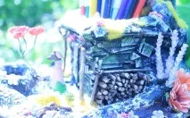 Майструємо з картону та паперу олівцю ввиді хатини – Ярмарок Майстрів картону