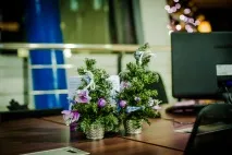 Оформлення новорічного корпоративу 6 ідей незвичайної прикраси офісу до Нового Року 2016 корпоративу