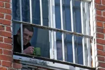 Пограбований у Петербурзі ветеран дід Петро виявився шахраєм - українська газета шахраєм