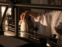Виробничий процес Як роблять молочні продукти виробничий