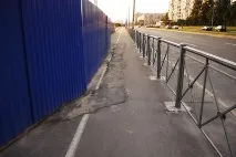 Промислові паркани для будівельних майданчиків - види, функції, умови будівництва майданчиків