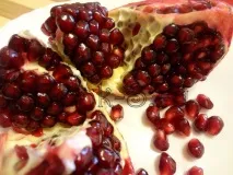 Салат з гранатом, апельсином та куркою - Покроковий рецепт з фото. гранатом