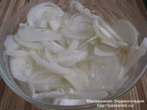 Салат з грибами та куркою а-ля тимбаль, Макаронна енциклопедія грибами