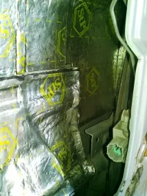 Шумоізоляція передніх дверей шумоізоляція