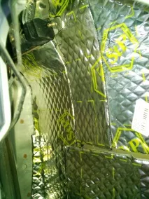 Шумоізоляція передніх дверей дверей