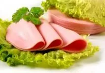 Варена ковбаса – сорти; склад та технологія приготування в домашніх умовах сорти