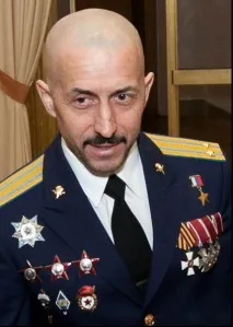 біографія