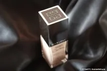 А Ви вірите у кохання з першого дотику Тональний крем Givenchy Teint Couture Long-Wearing вірите