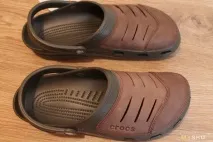 crocs