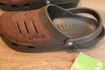 crocs