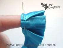 Квітка з тасьми рюш фетру