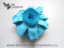 Квітка з тасьми рюш використовувати