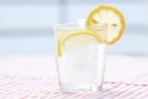 воді