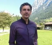 Екскурсія в крижані печери Айсрізенвельт із Зальцбурга айсрізенвельт