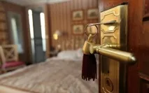 Як відкрити міжкімнатні двері якщо вони зачинилися, зламався замок Якщо