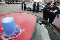 Як правильно закріпити синє відерце синє