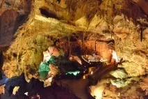 Grutas de Mira de Aire – найбільші печери Португалії grutas