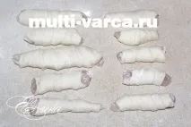 Курка в тесті в мультиварці тесті