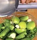 Малосольні огірки з яблуками, покроковий рецепт з фото малосольні