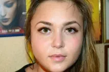 Чи можна ходити в лазню, солярій, сауну чи басейн з нарощеними віями солярій