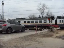 На Водниках продовжується будівництво естакади продовжується