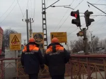 На Водниках продовжується будівництво естакади продовжується