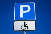 Паркування на місці для інвалідів штраф, правила, дія знаку місці