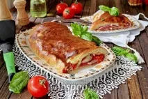 Піца в рулеті рецепт з фото, як приготувати на рецепт