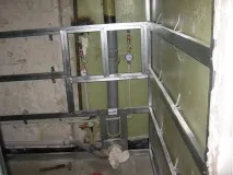 Пластикові ПВХ панелі для ванної кімнати правила встановлення та вибір допоміжних матеріалів панелі