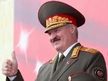 Пропаганда приховує, що Лукашенко п’є на роботі - фото, e приховує