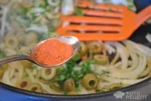 Рецепт Курка в соусі, з оливками курка