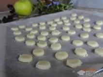 Рецепт Тістечка Кошички з білковим кремом, Грибочки з дитинства рецепт