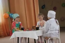 Сценарій концерту «День матері» сценарій
