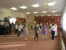 Теремок в осінньому лісі» сценарій осіннього свята у старшій групі теремок