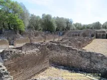 Тіволі - Вілла Адріана Будь-яка примха за ваші гроші адріана