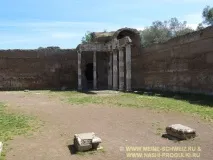 Тіволі - Вілла Адріана Будь-яка примха за ваші гроші тіволі