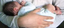 Шкідливість заколисування для малюка заколисування