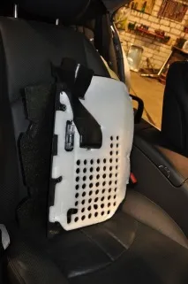 Господині на замітку Встановлення навігації та підключення iPod у Mercedes CLS або W211 навігації