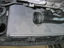 Заміна радіатора двигуна Volkswagen Гольф Плюс двигуна
