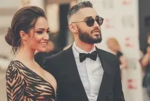 Дружина Мота На весіллі дивитимемося футбольний матч мота